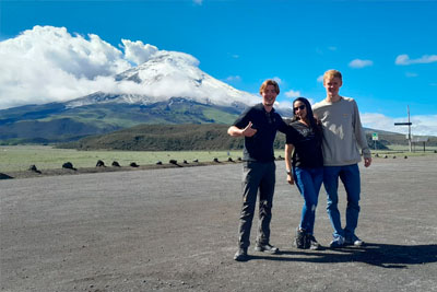 Tour al Cotopaxi, laguna del Quilotoa y Baños
