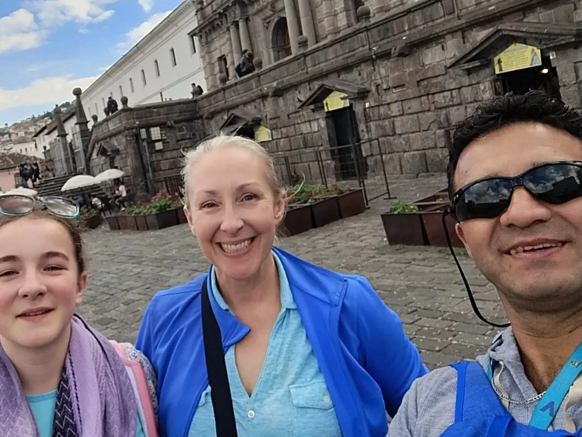 Cesar Guiando en el centro histórico de Quito