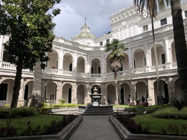 El centro cultural metropolitano de Quito